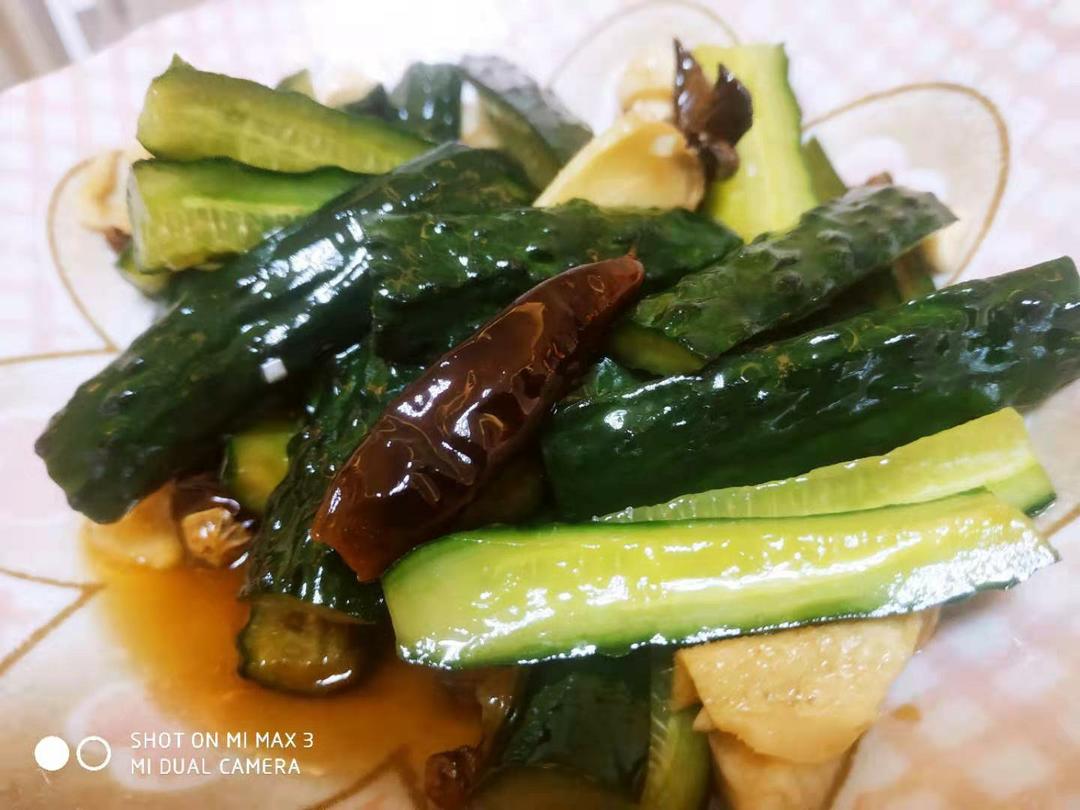 黄瓜咸菜