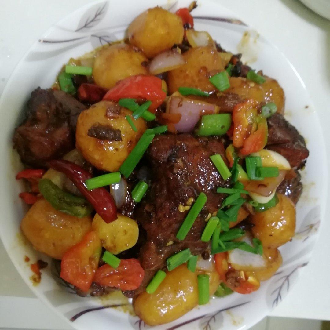 手机用户8811_u6vl做的堂妈小厨——小土豆红烧肉