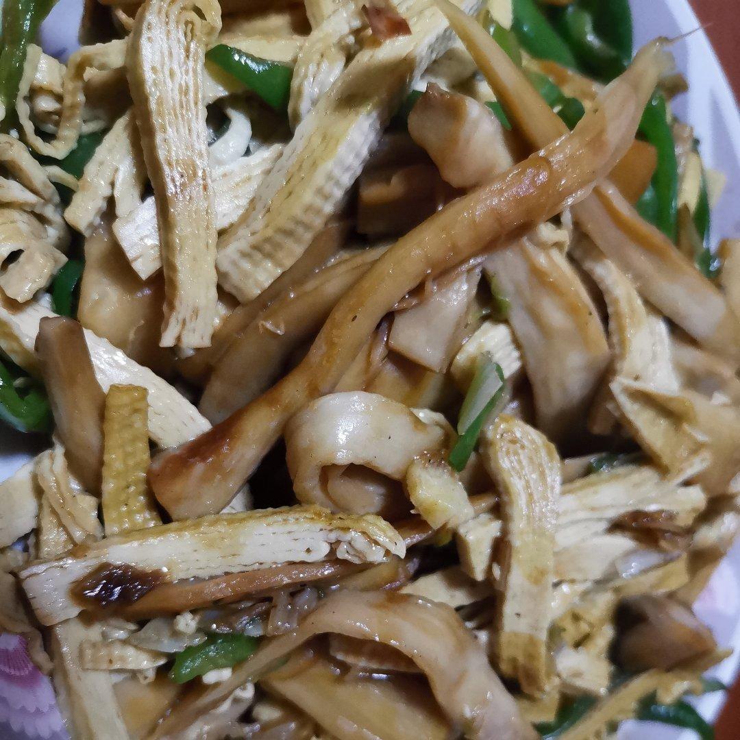 青椒炒杏鲍菇