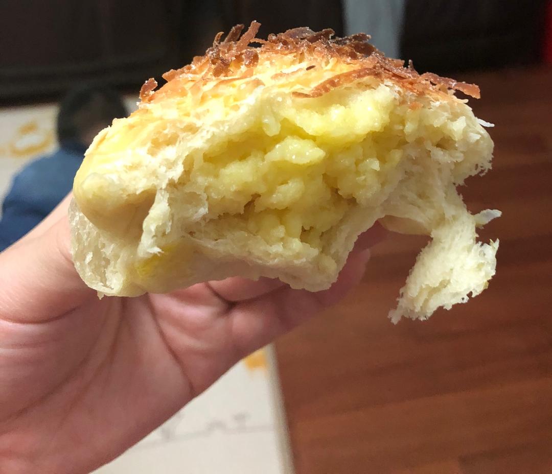 椰浆十字包 Coconut Custard Hot Crossed Bun