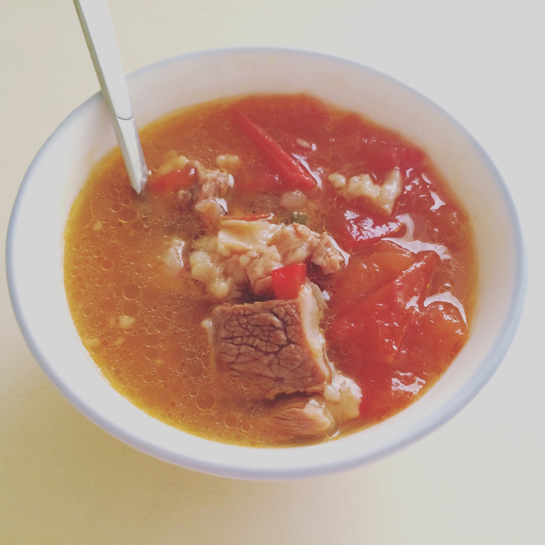 老丁的私房菜-番茄牛腩煲