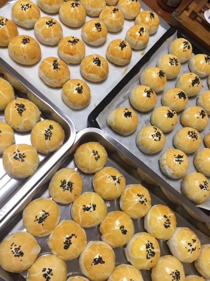 蛋黄酥（古早味）