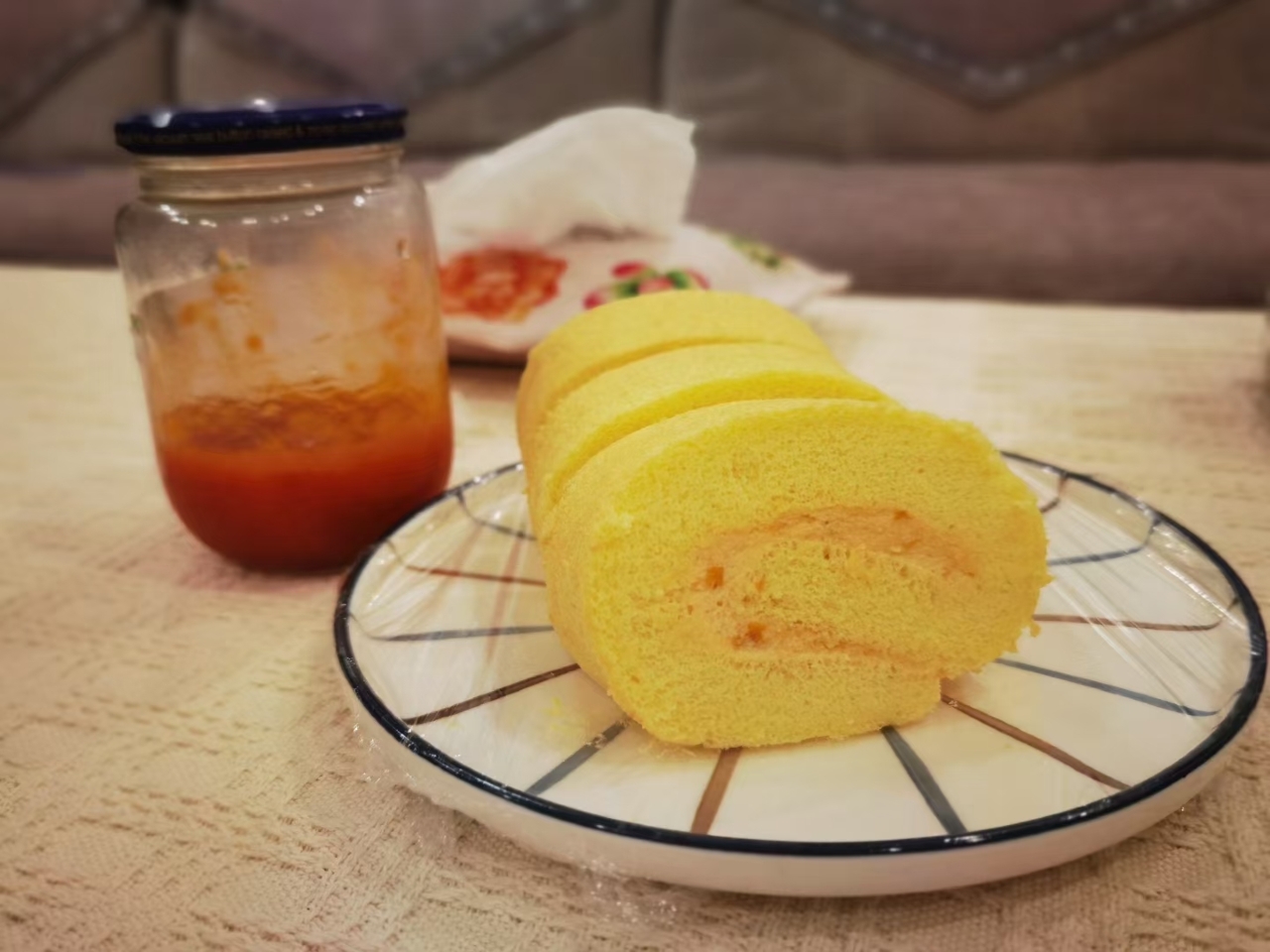 杏酱蛋糕卷