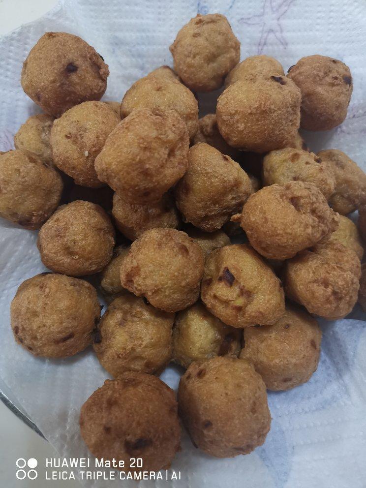 香炸豆腐肉丸子