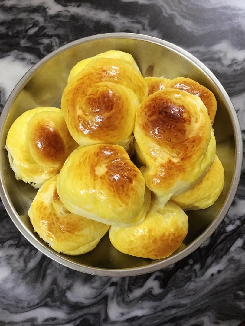 软到不知所措的牛奶卷