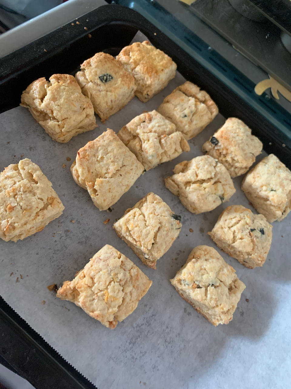 三三司康 | 给我3分钟，实现司康自由