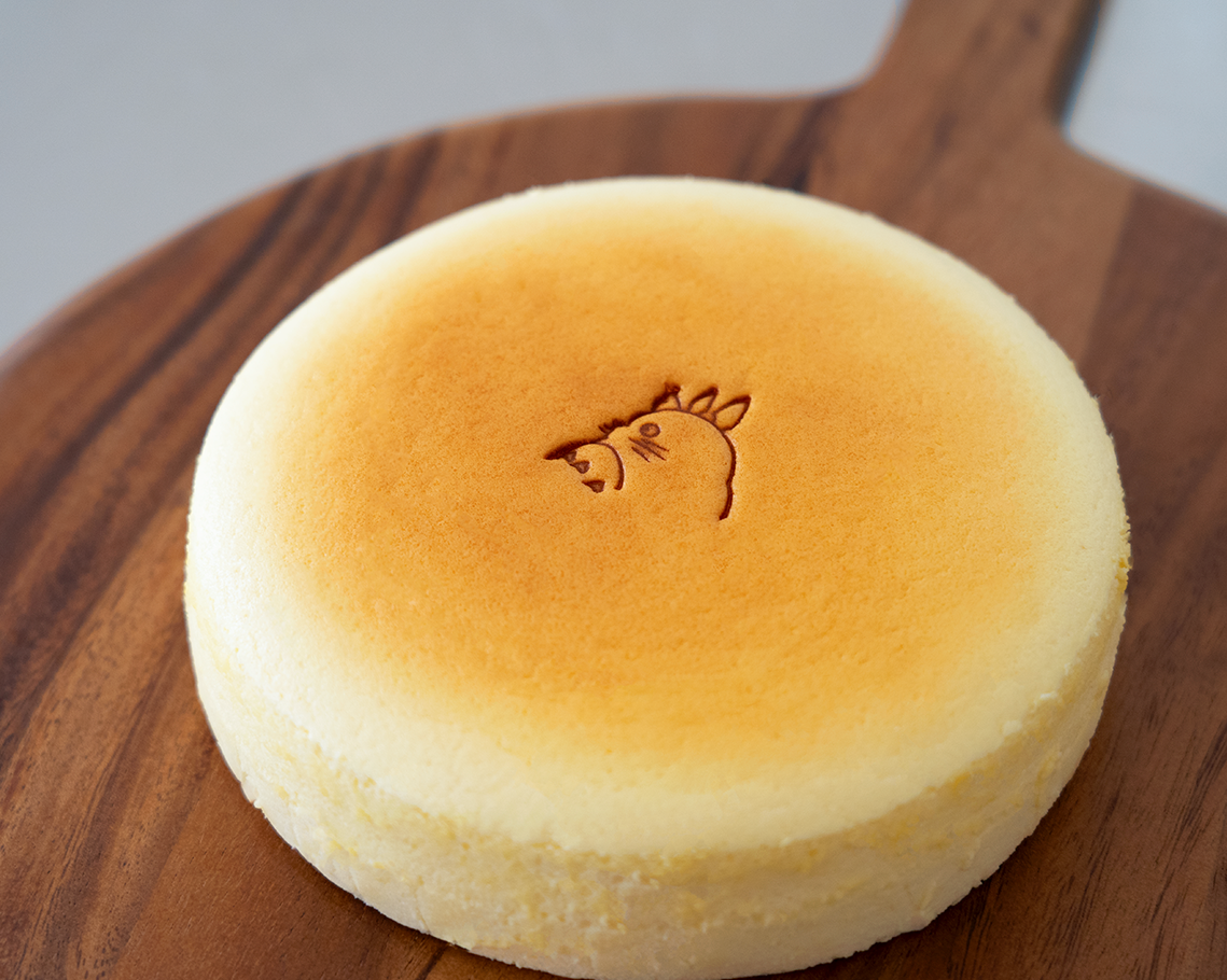 软嫩湿润【日式轻乳酪蛋糕】到底多轻～Japanese Cheesecake～ | Q BAKE