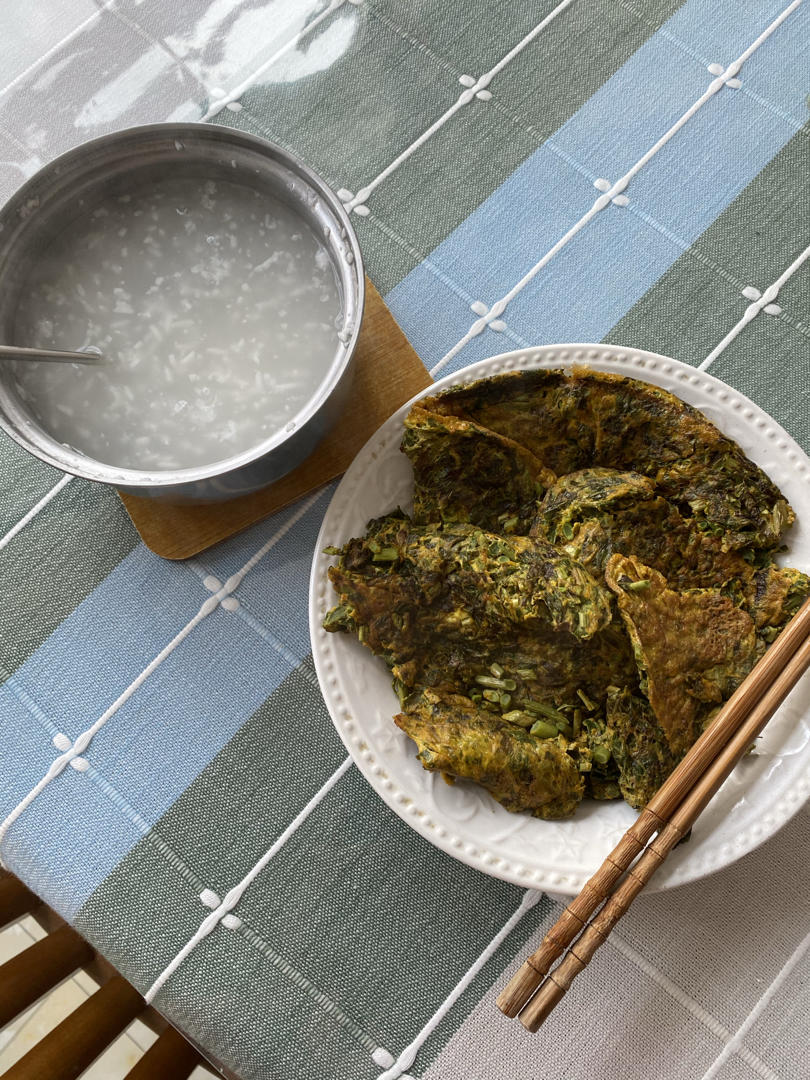 香椿鸡蛋饼