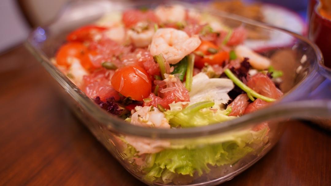 泰式柚子虾沙拉