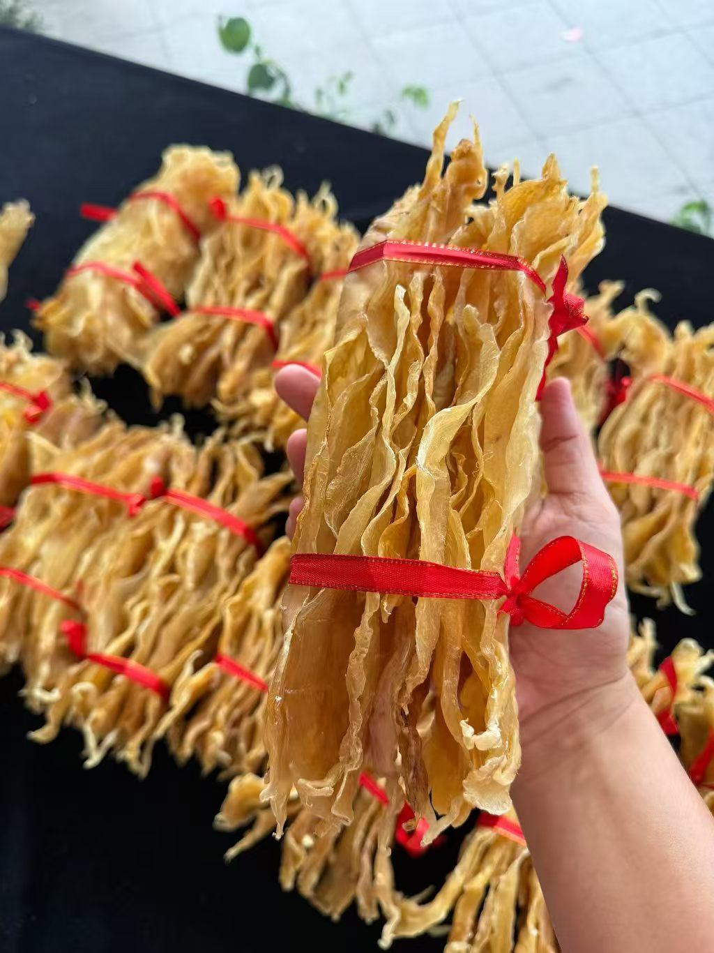 鱼胶炖红枣桂圆（做法超级简单）