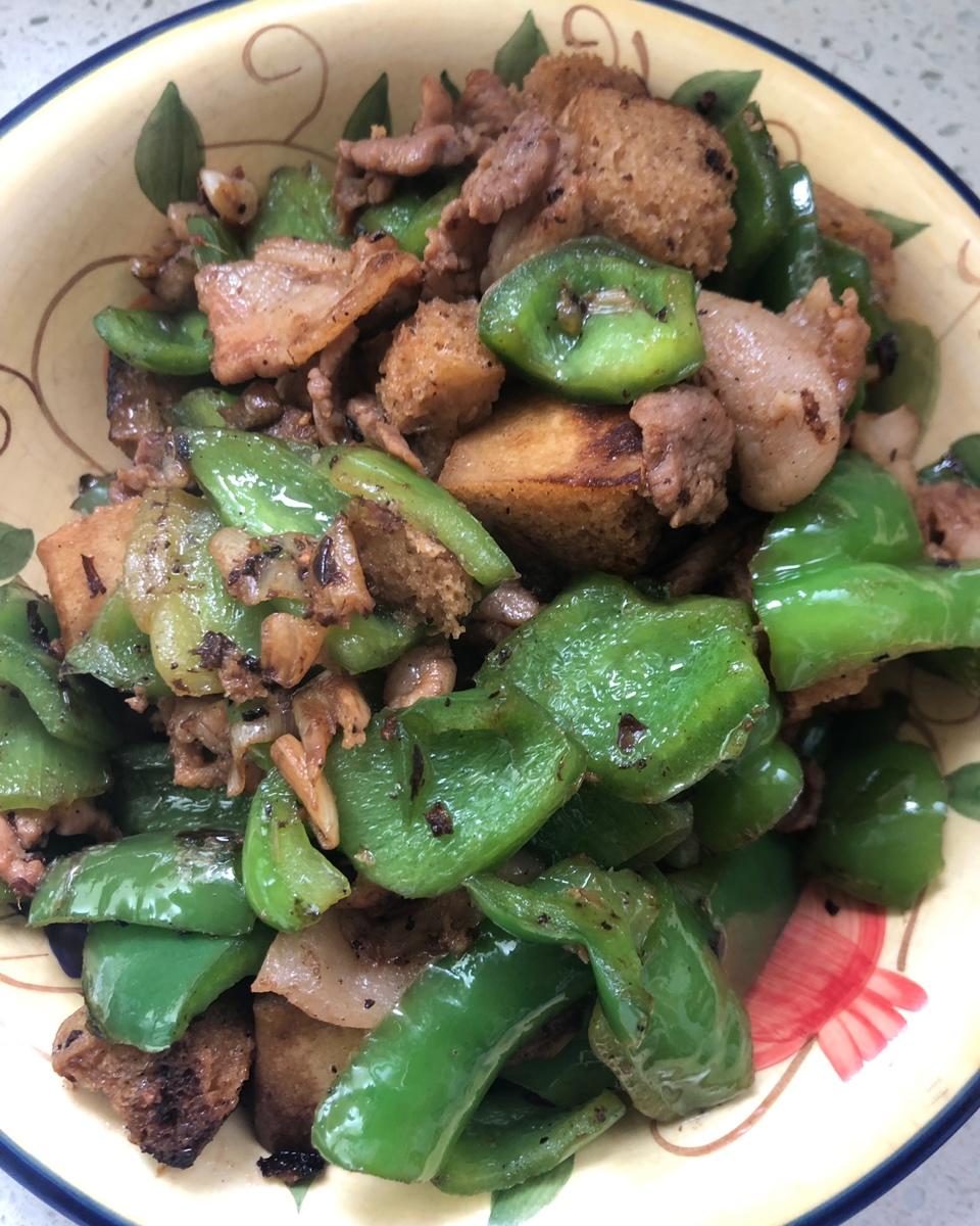 爆炒青椒炒肉