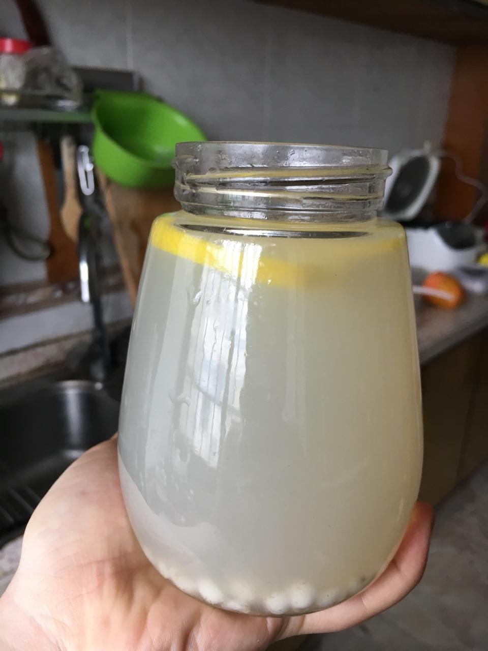 柠檬薏米水