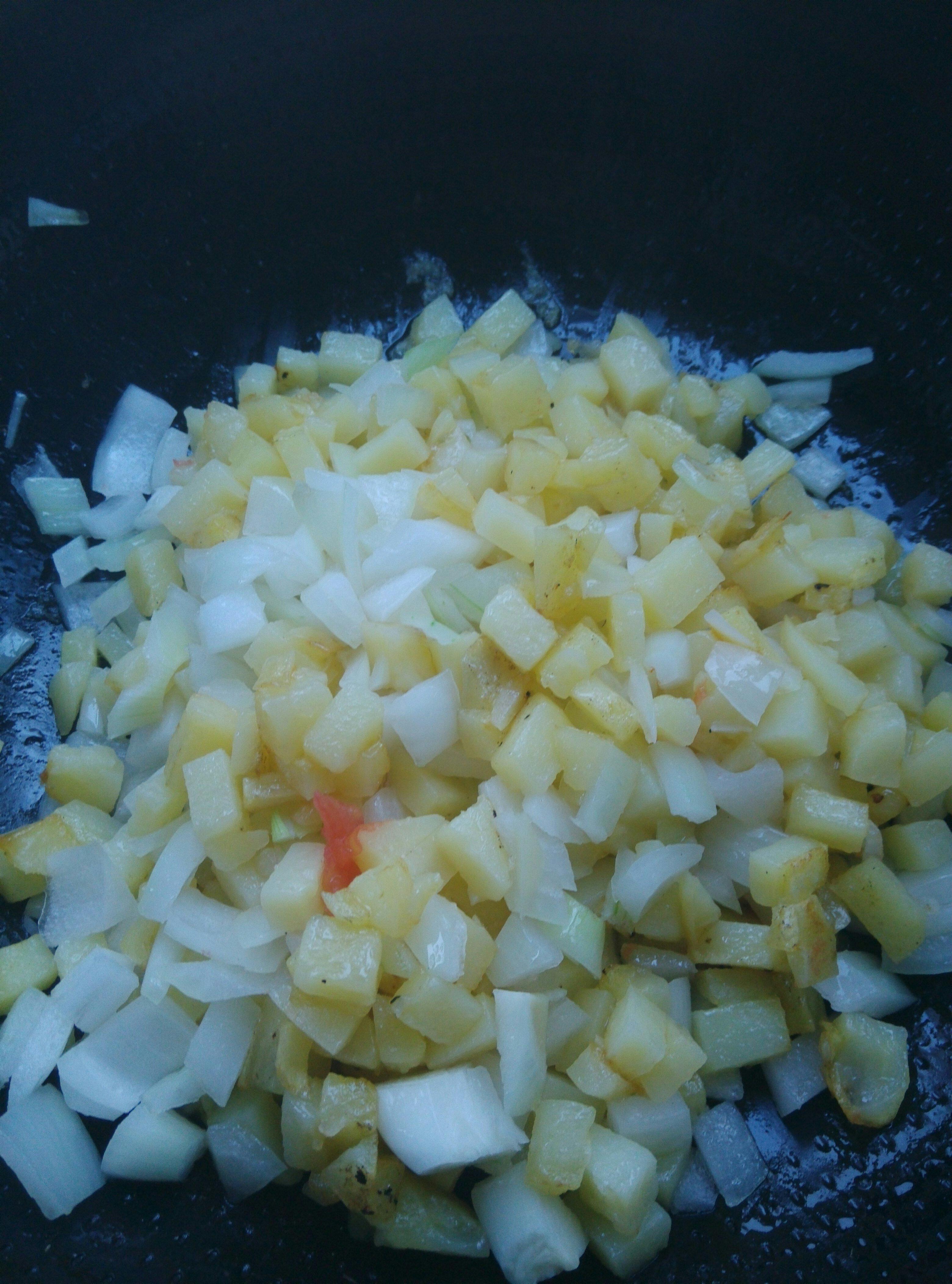 西红柿洋葱土豆🍅的做法 步骤4