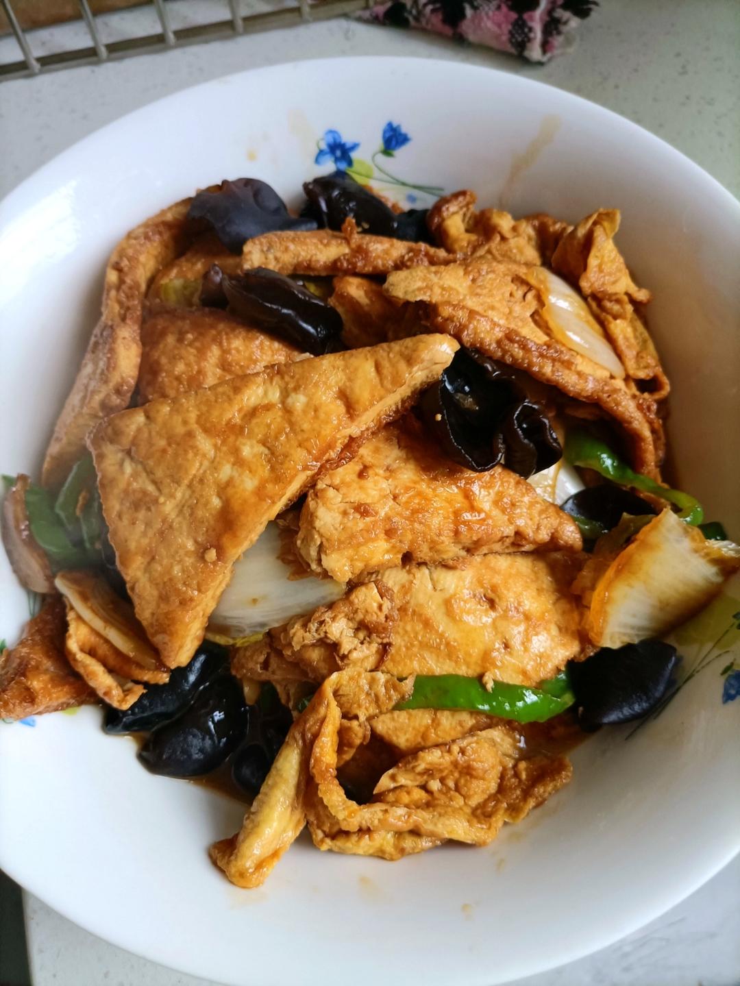 ✨无敌下饭❗️好吃到哭的白菜火腿豆腐煲