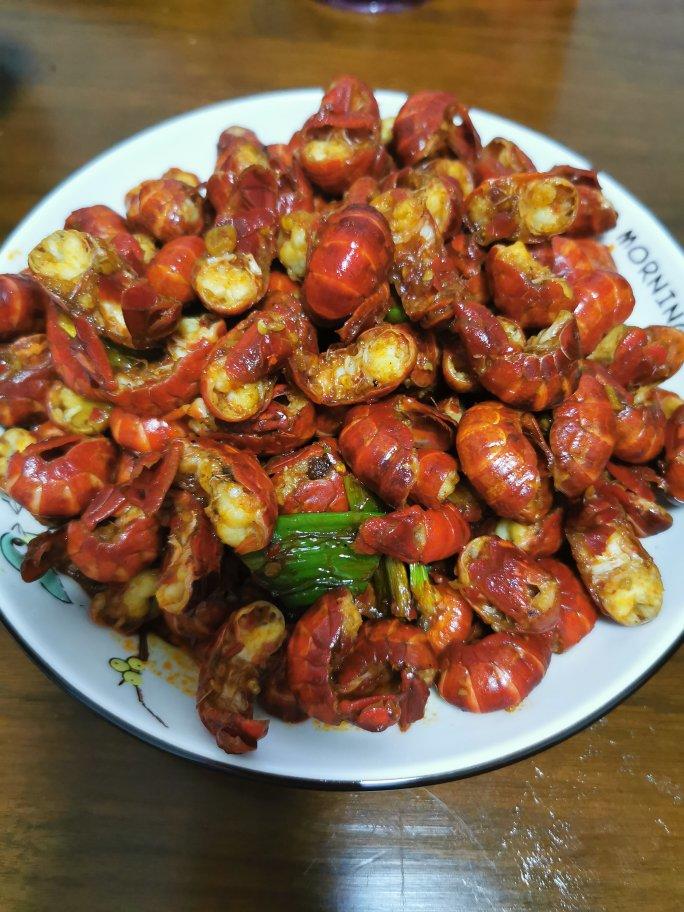 香辣小龙虾-超详细处理干净步骤！