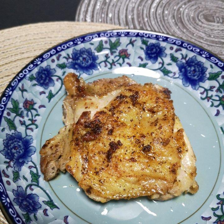 1年7本食谱100道菜，之46：嫩煎鸡肉