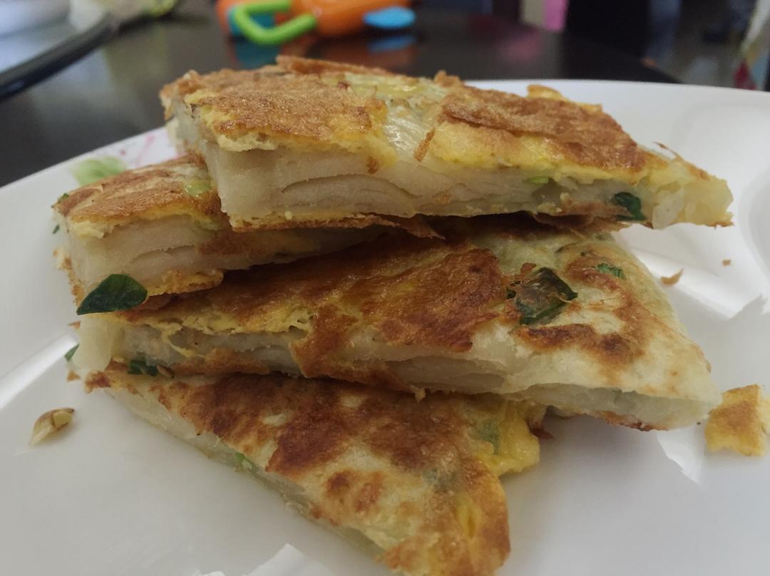 鸡蛋葱油饼                  （更新饼坯保存方法）