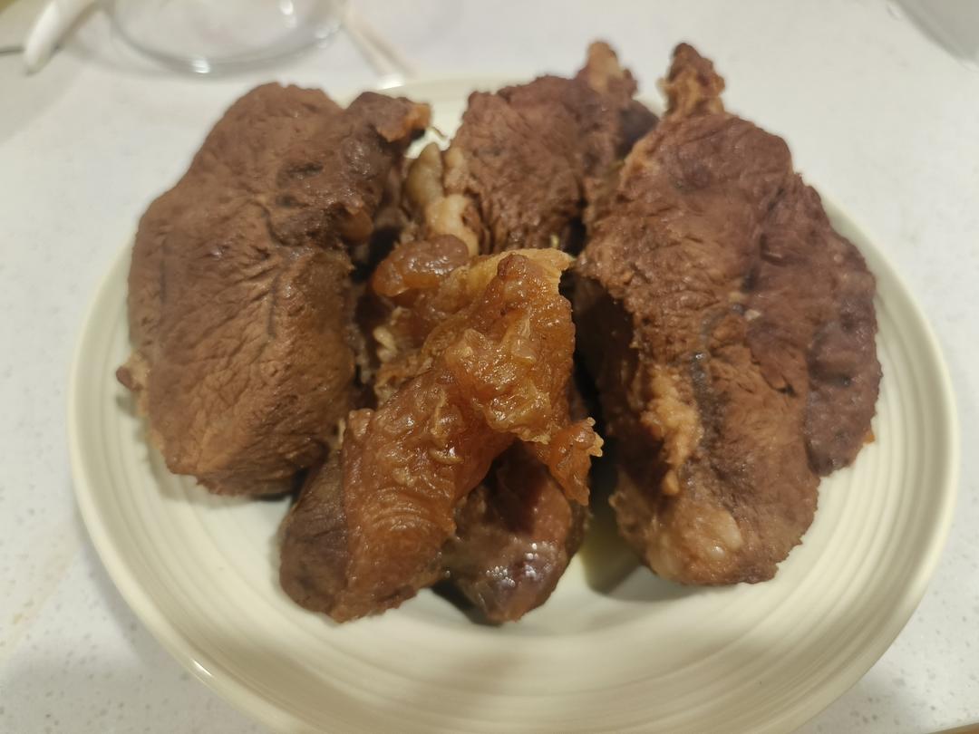 卤牛肉