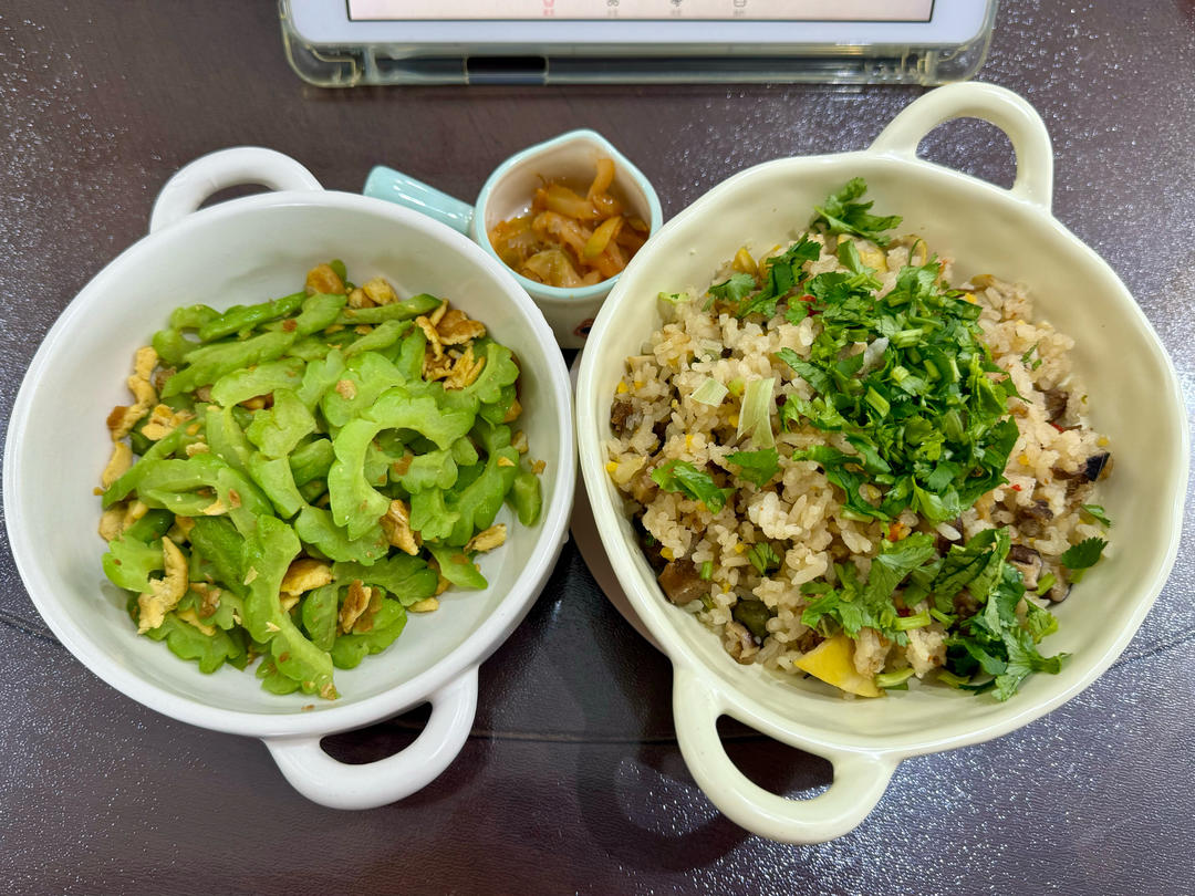 苦瓜炒蛋（清火菜）