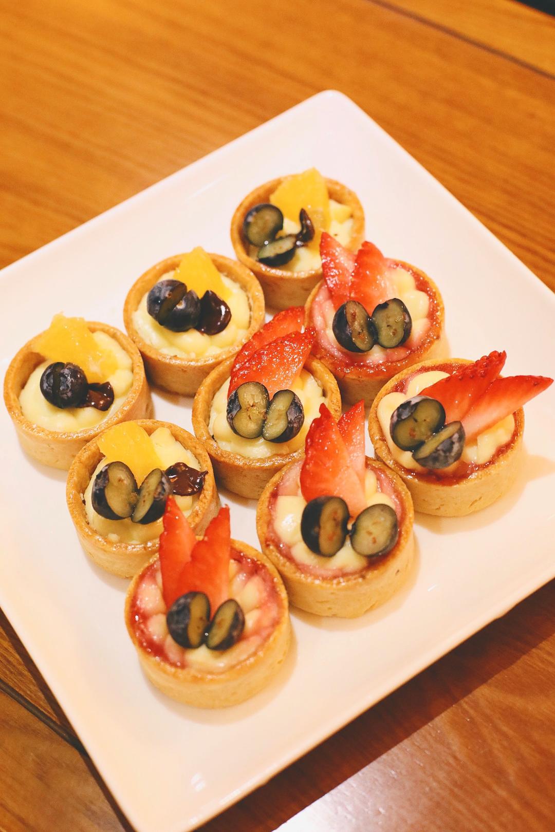 难度0⃣️！自创乳酪水果塔水果挞！🍓草莓塔🍫奶酪巧克力塔🍓草莓挞🍫巧克力挞随便做都好好吃！还很高级！聚会甜品必备！！