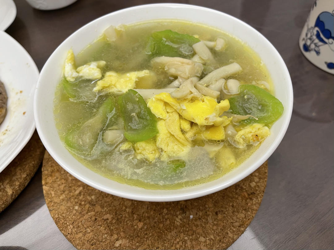 最近比较火的丝瓜鸡蛋汤