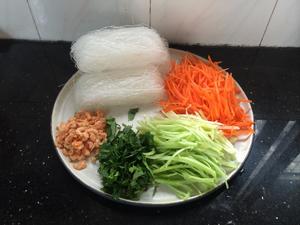 虾米炒粉丝的做法 步骤1