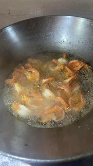 干锅田鸡虾🦐的做法 步骤1