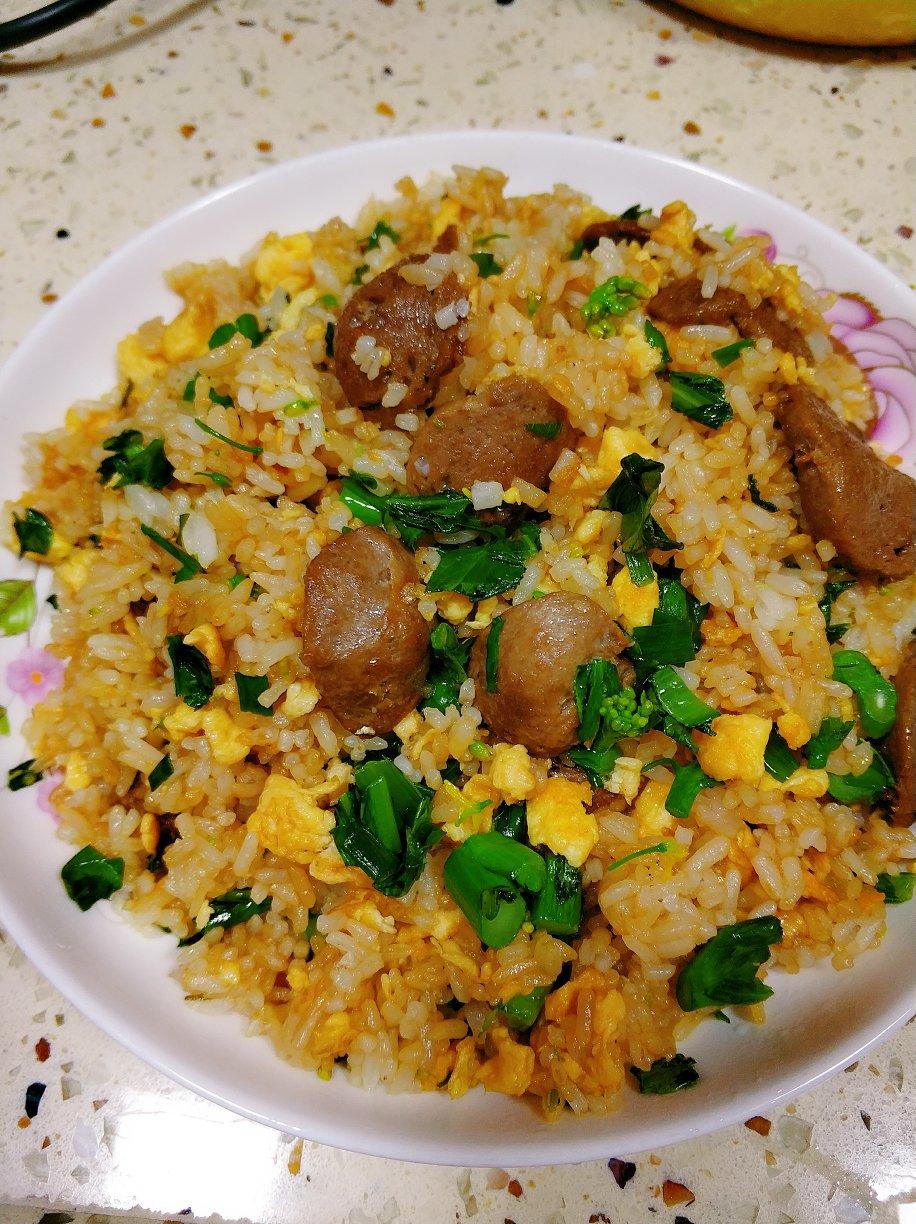 牛肉丸鸡蛋炒饭