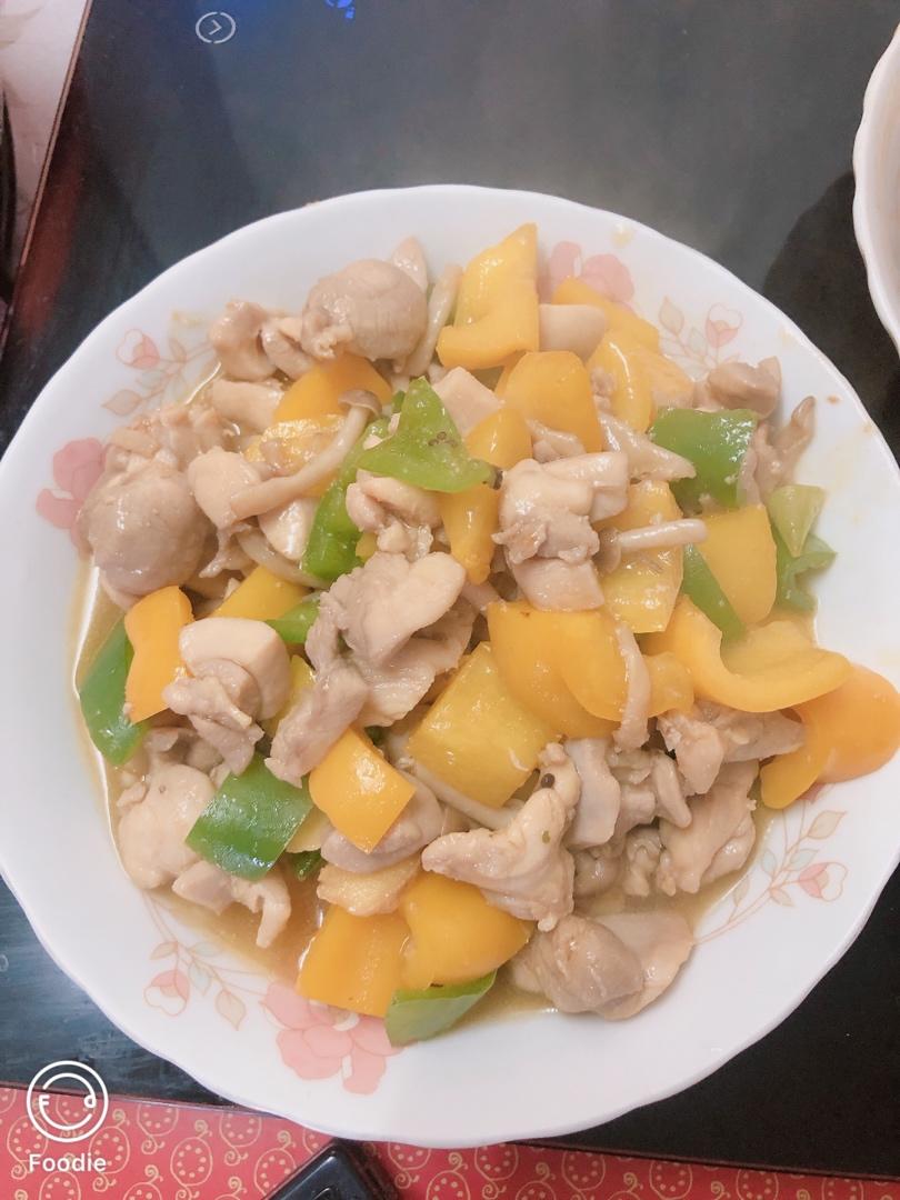 蚝油彩椒鸡丁