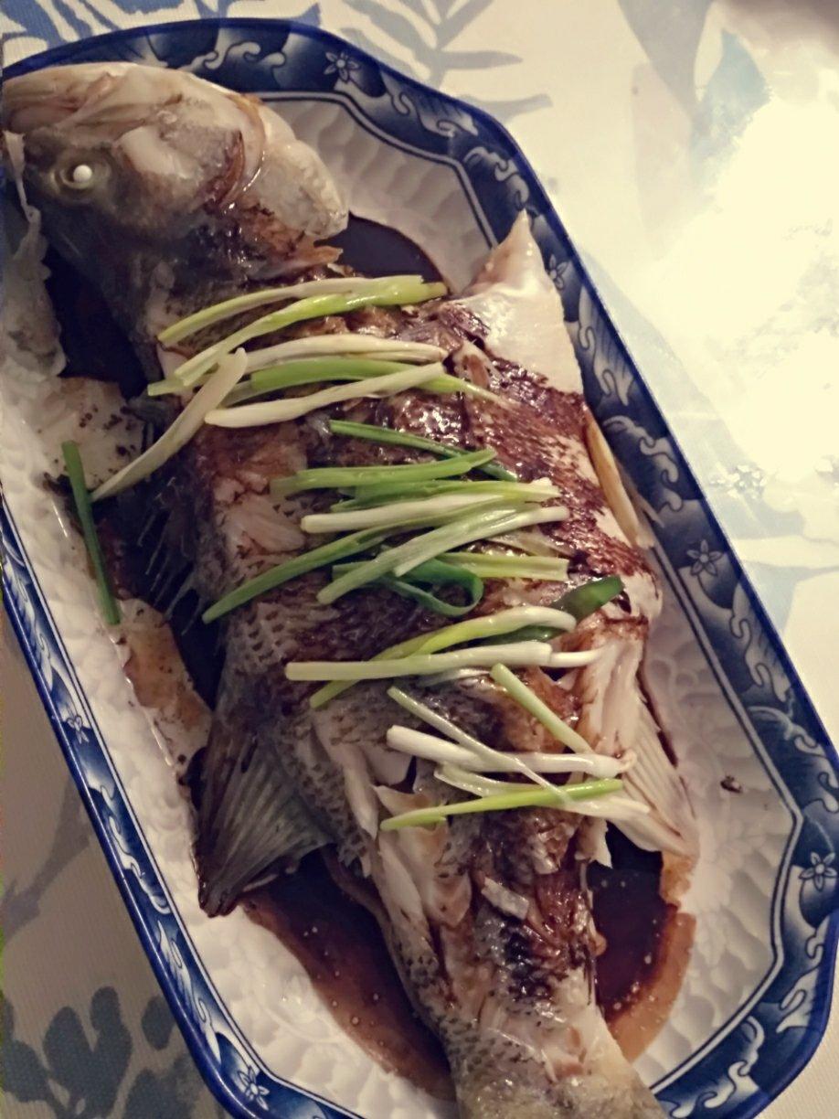 蒸鲈鱼