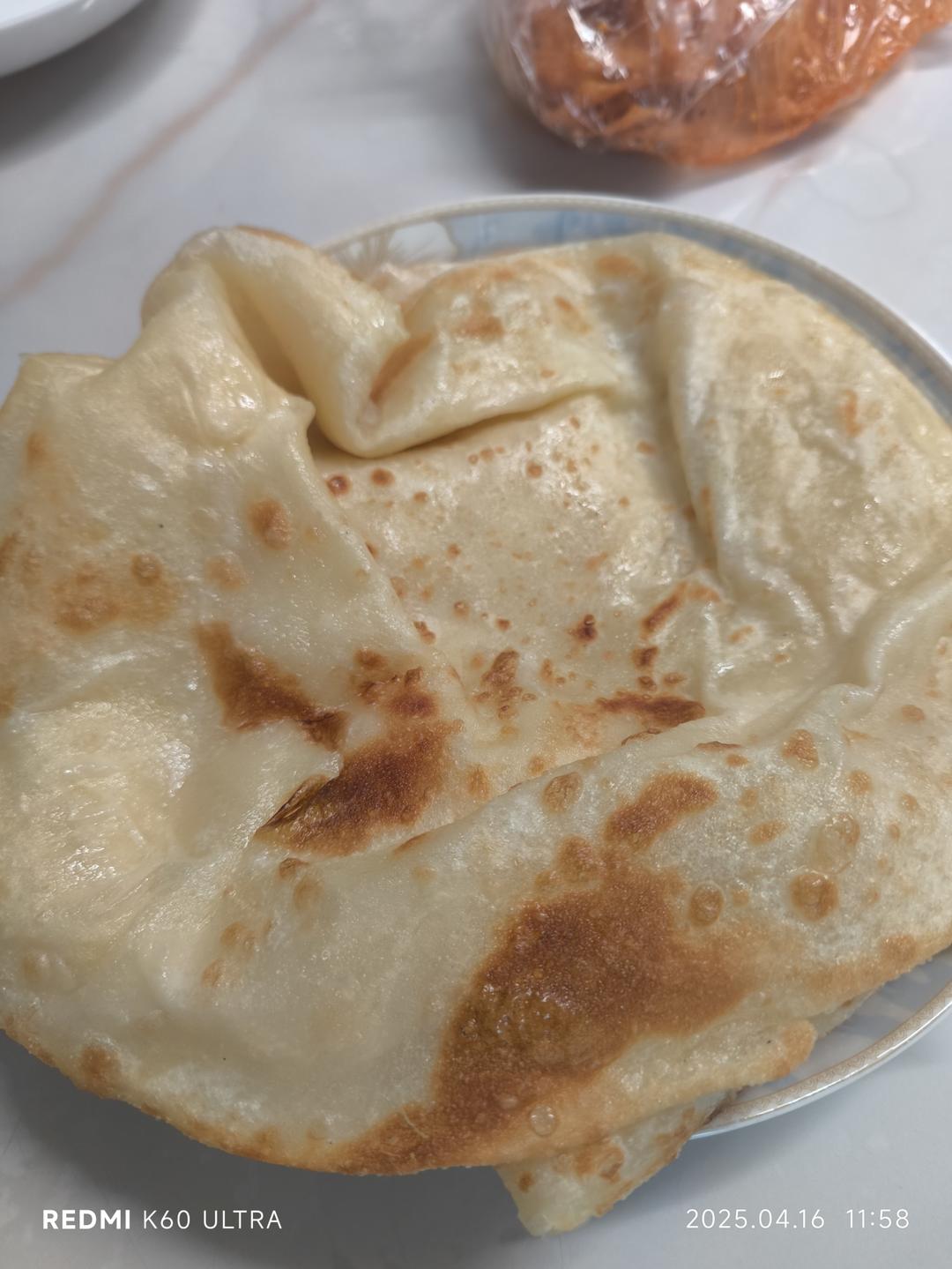 烙饼不硬的小窍门 掌握了你也能看出柔软多层凉了不硬的小油饼