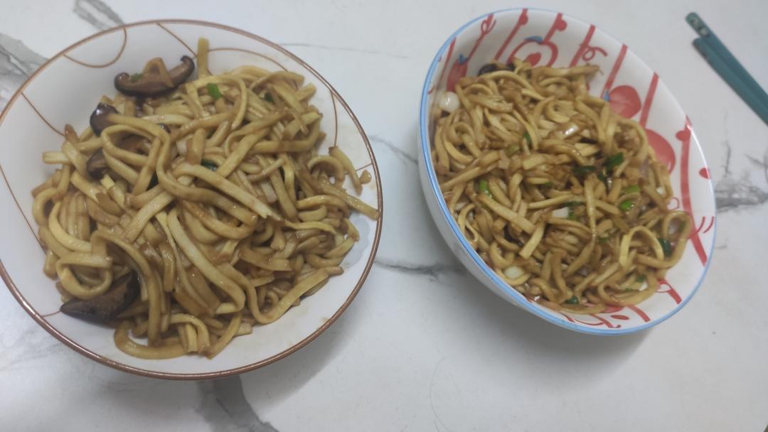 港式干烧伊面