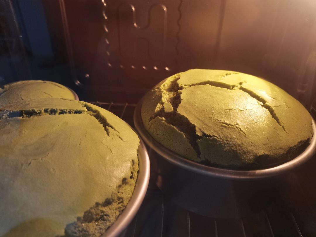 六寸抹茶戚风蛋糕
