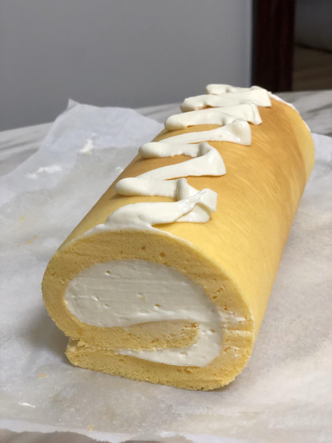 毛巾卷淡奶油蛋糕卷