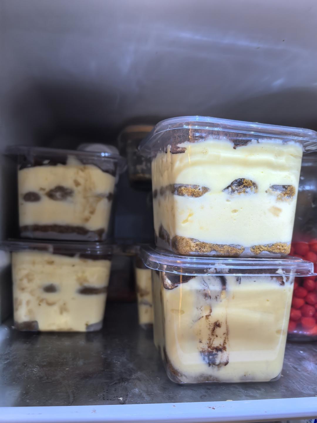 在欧洲学会的经典版提拉米苏