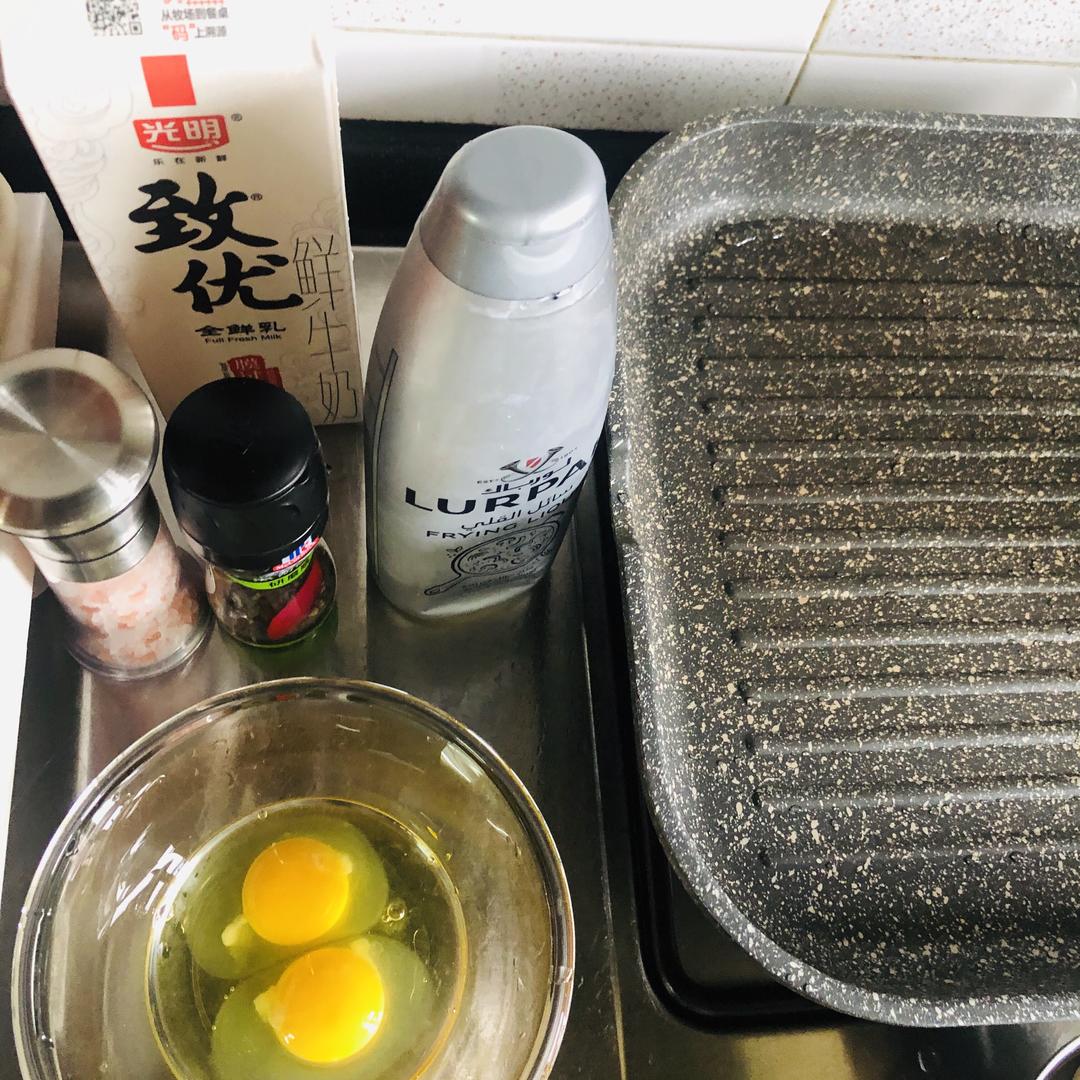 纯奶手撕吐司的做法 步骤1