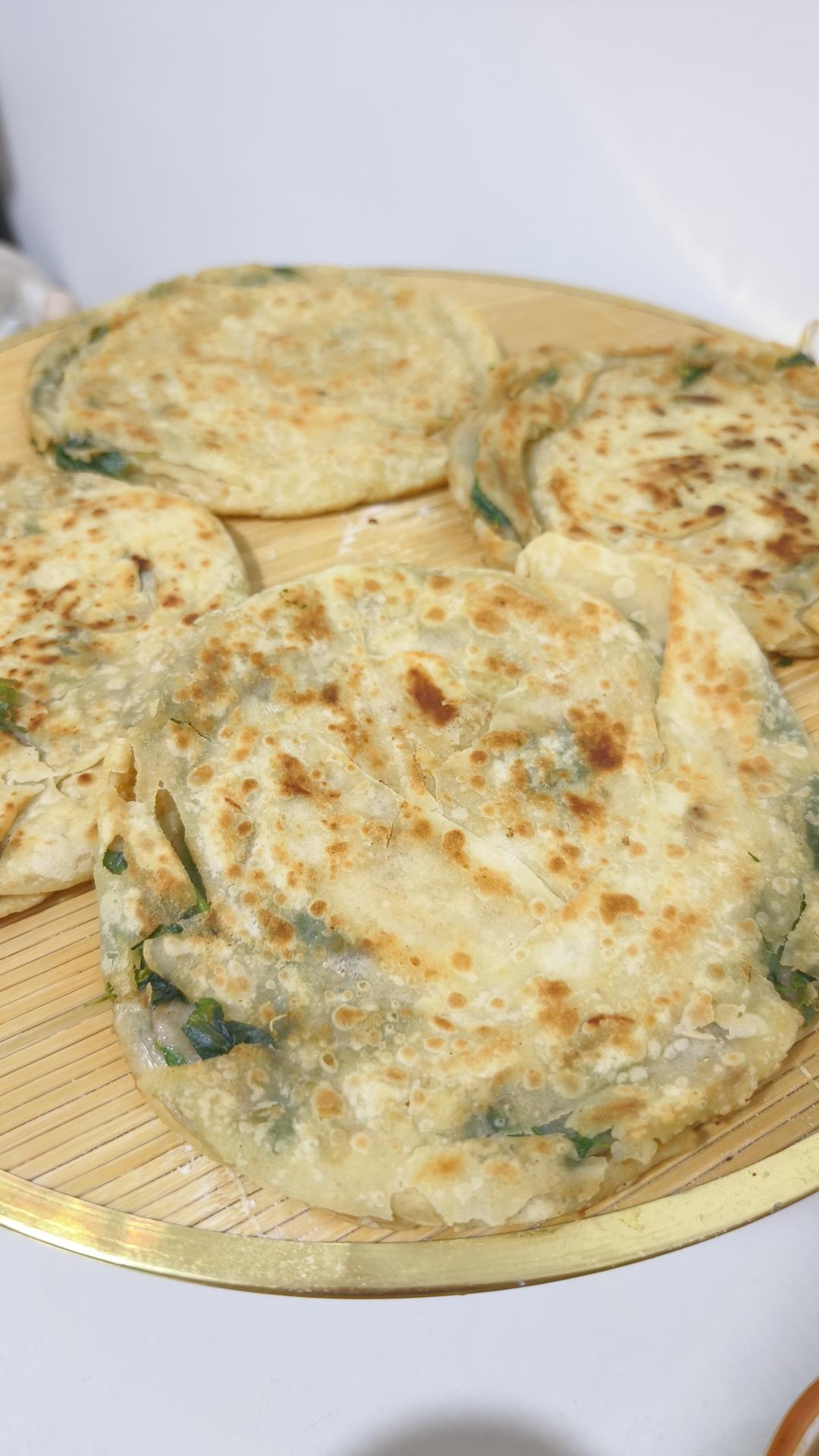 河南荆芥油馍的做法