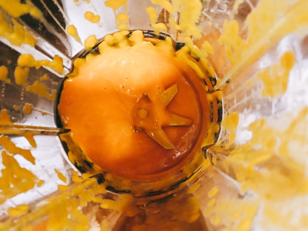 奶香十足的南瓜浓汤（无淡奶油）