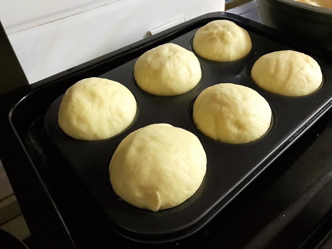 椰蓉奶油小蘑菇面包