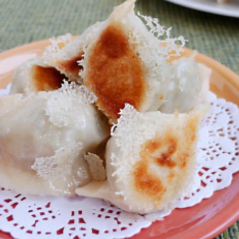 冰花煎饺（芹菜素馅）