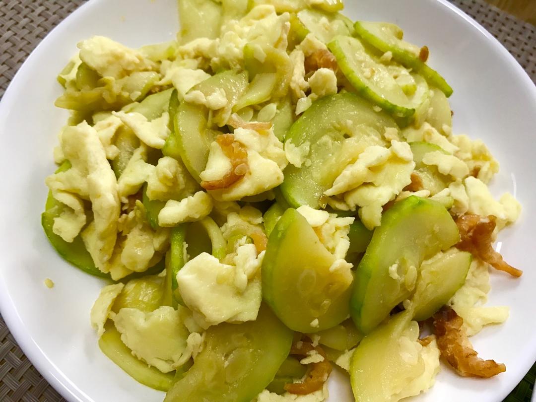 鸡蛋海米炒西葫芦 Dried Shrimp with Zucchini