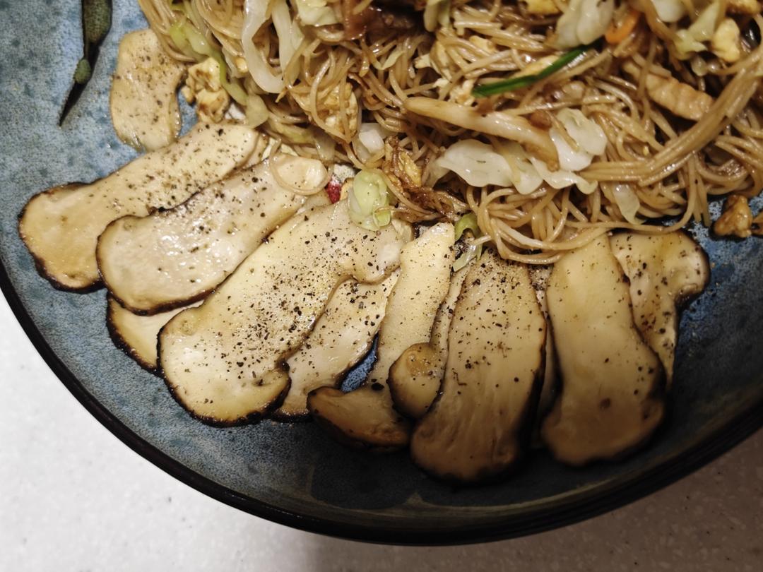黄油煎松茸（附新鲜松茸的清洗和保存方法）