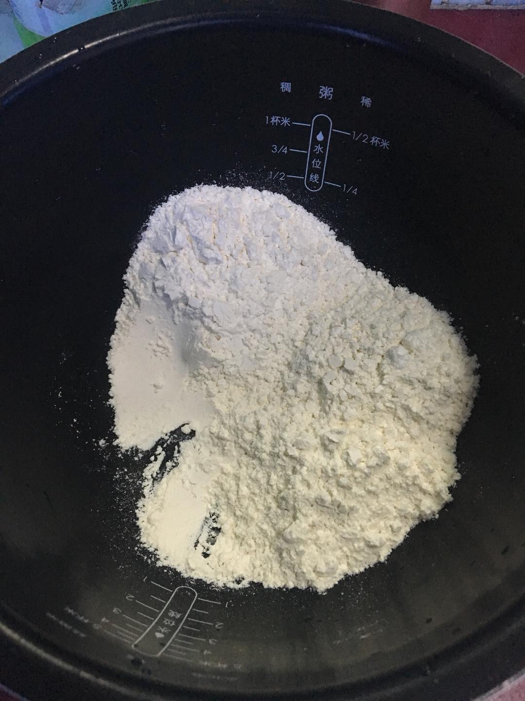 纯奶手撕吐司的做法 步骤1