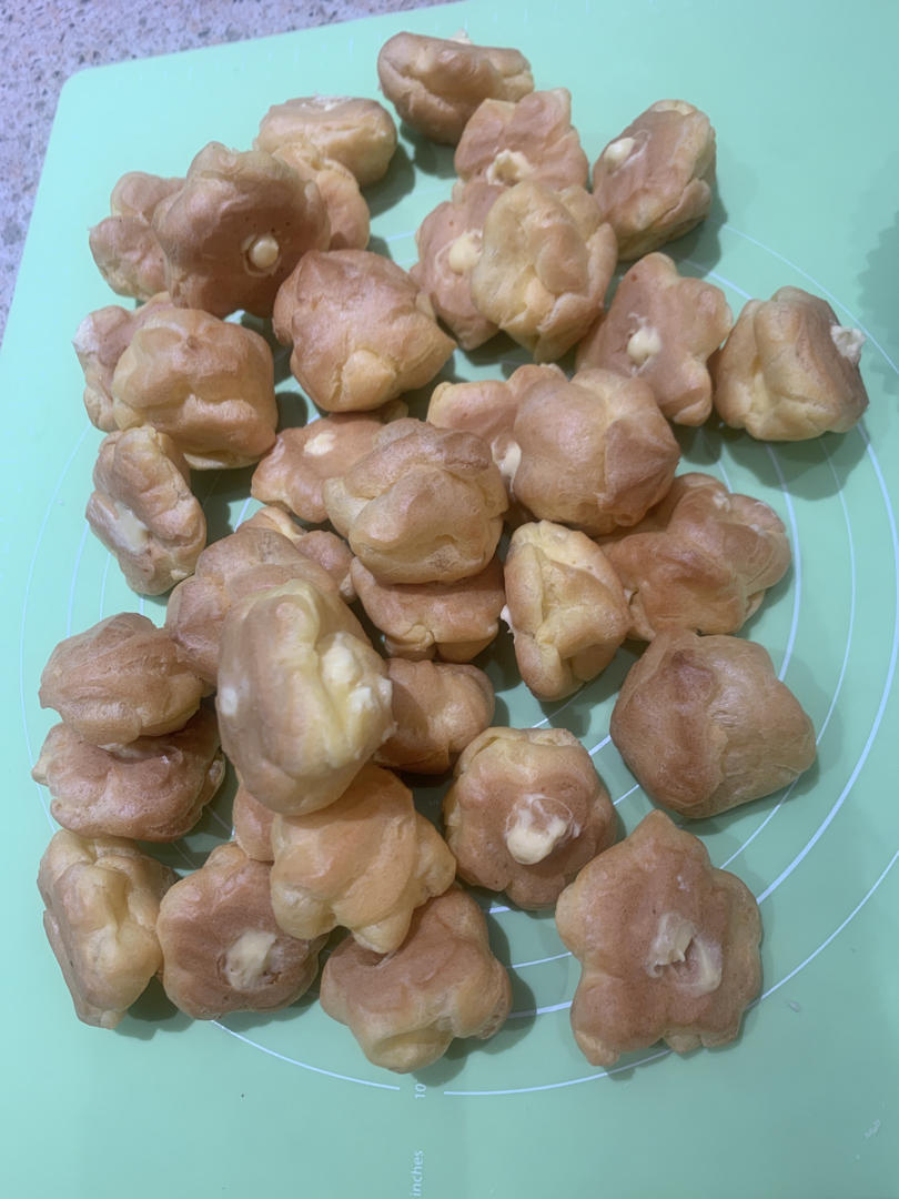 简单易成功的奶油小泡芙做法