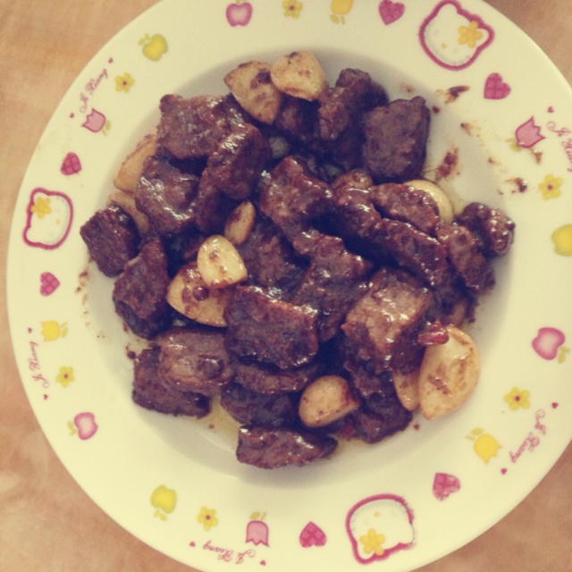 黑蒜子牛肉粒