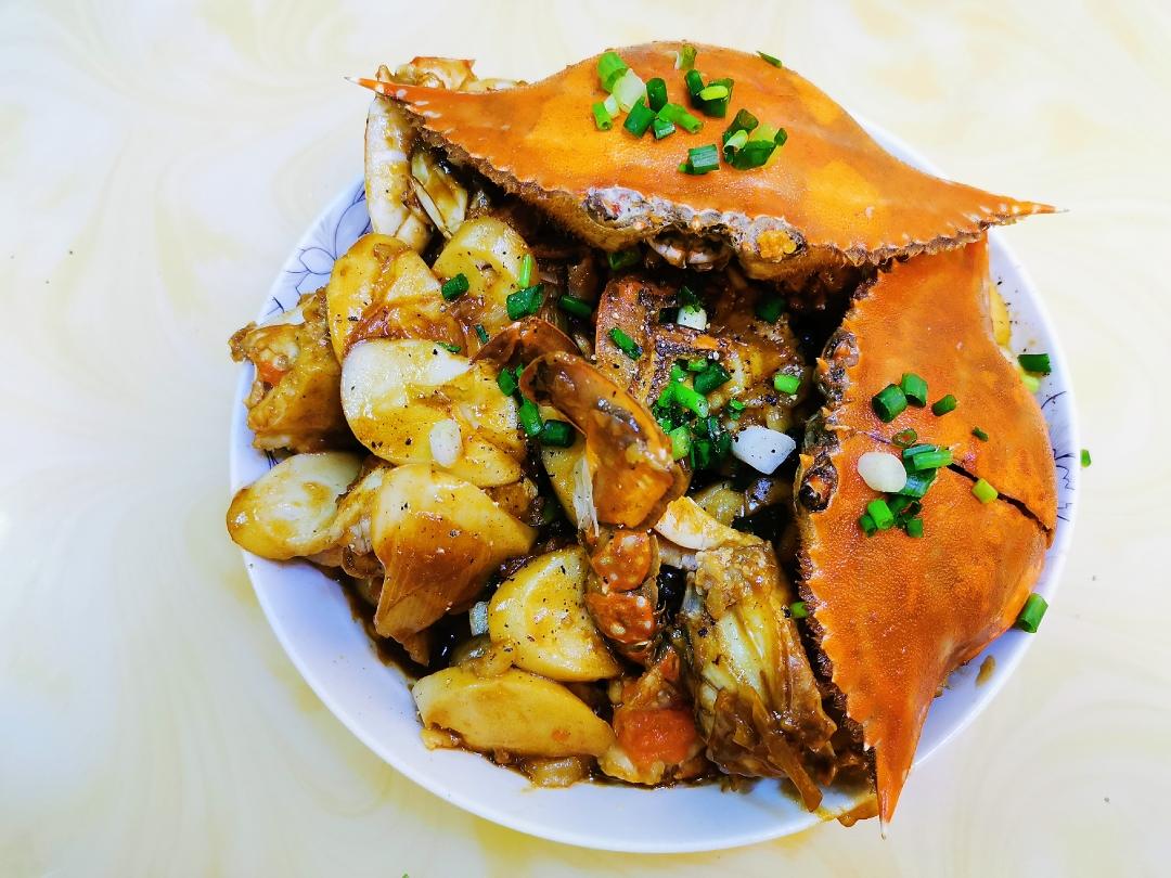 红膏梭子蟹炒年糕