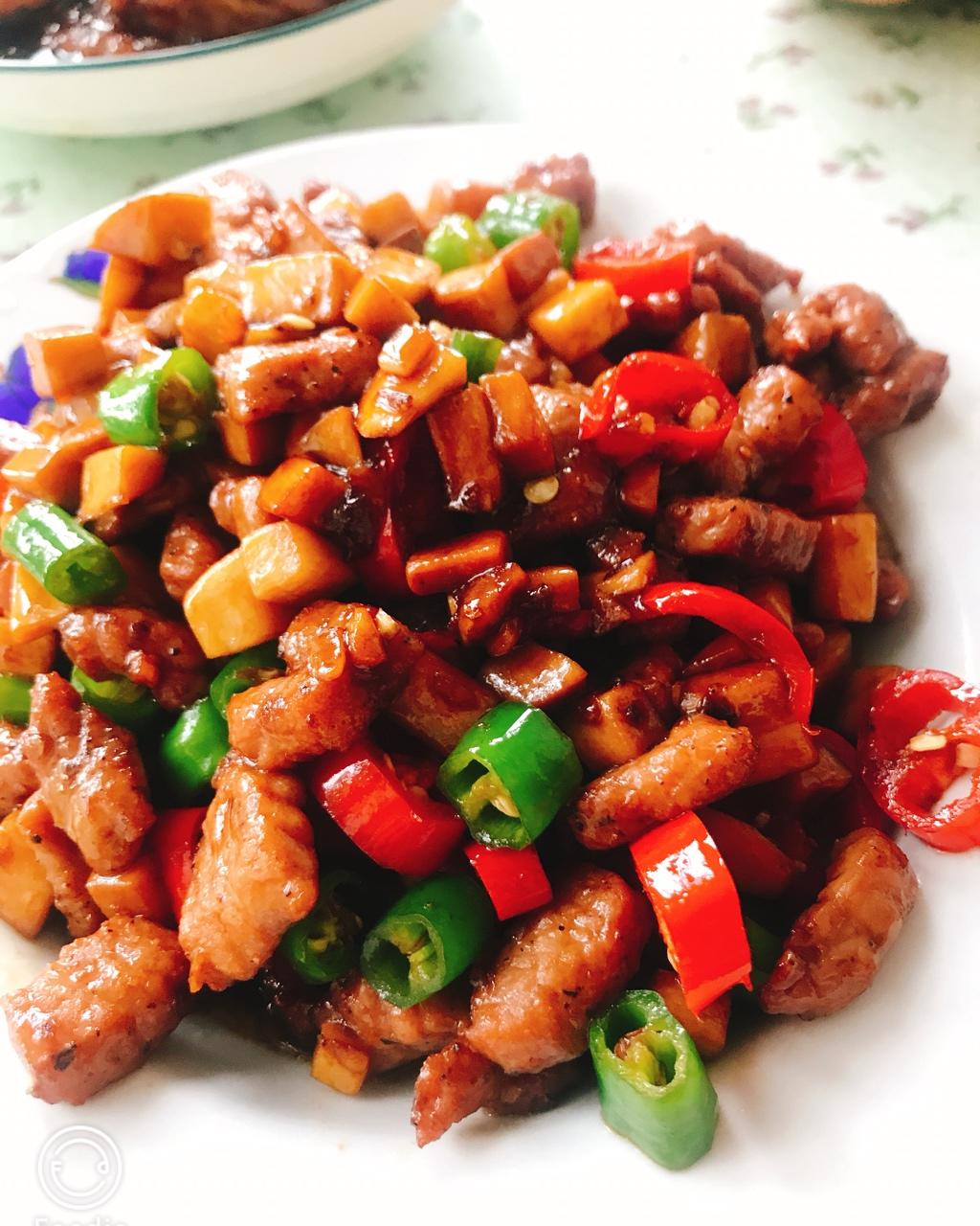 家常菜~杏鲍菇烧牛肉粒