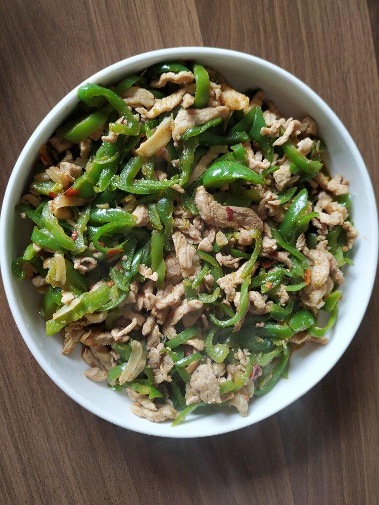 孜然青椒炒肉