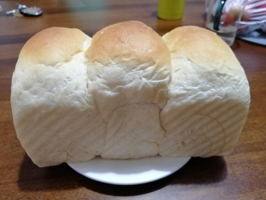 绵软细腻Q弹的酸奶吐司