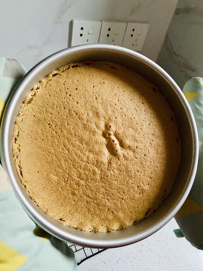 烤箱做蛋糕（戚风蛋糕的做法）